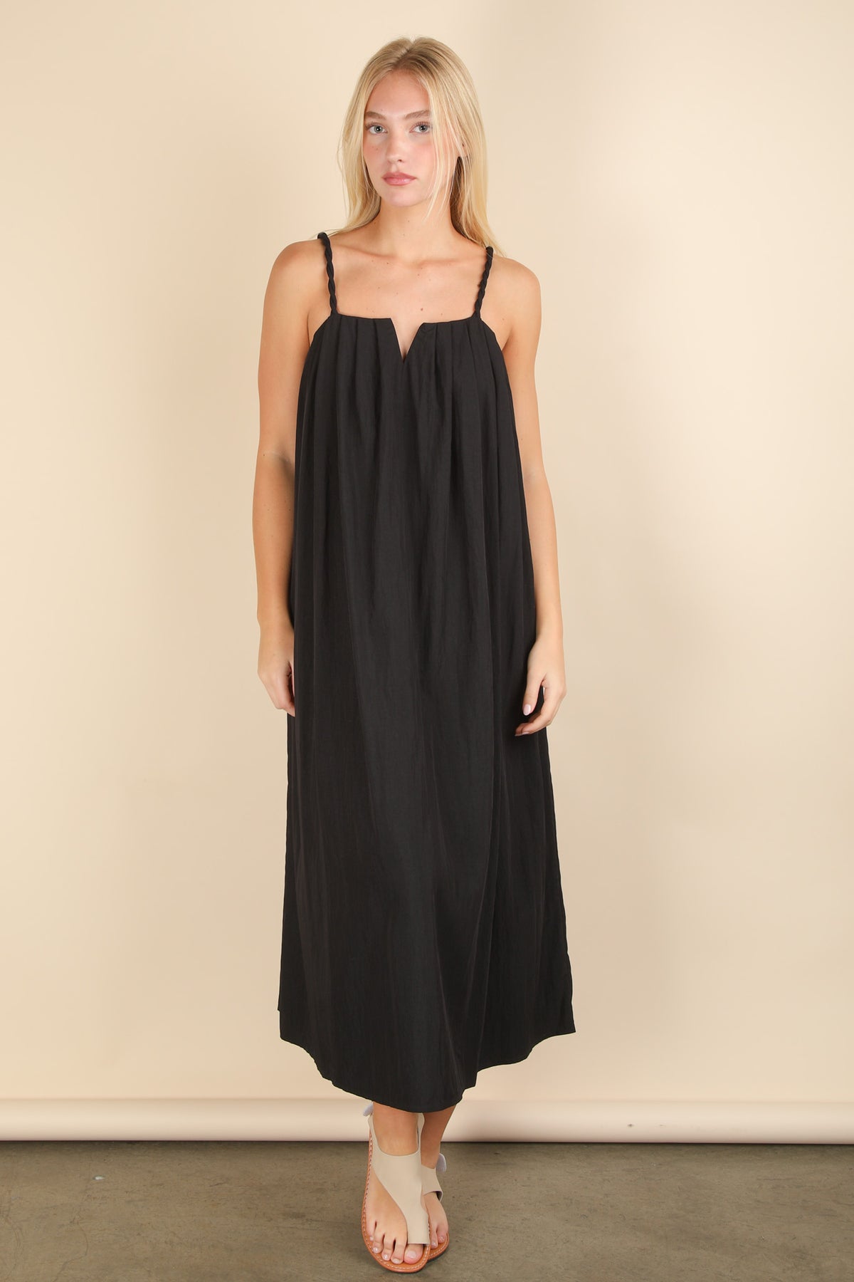 Simple Twist Dress - Black