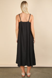 Simple Twist Dress - Black