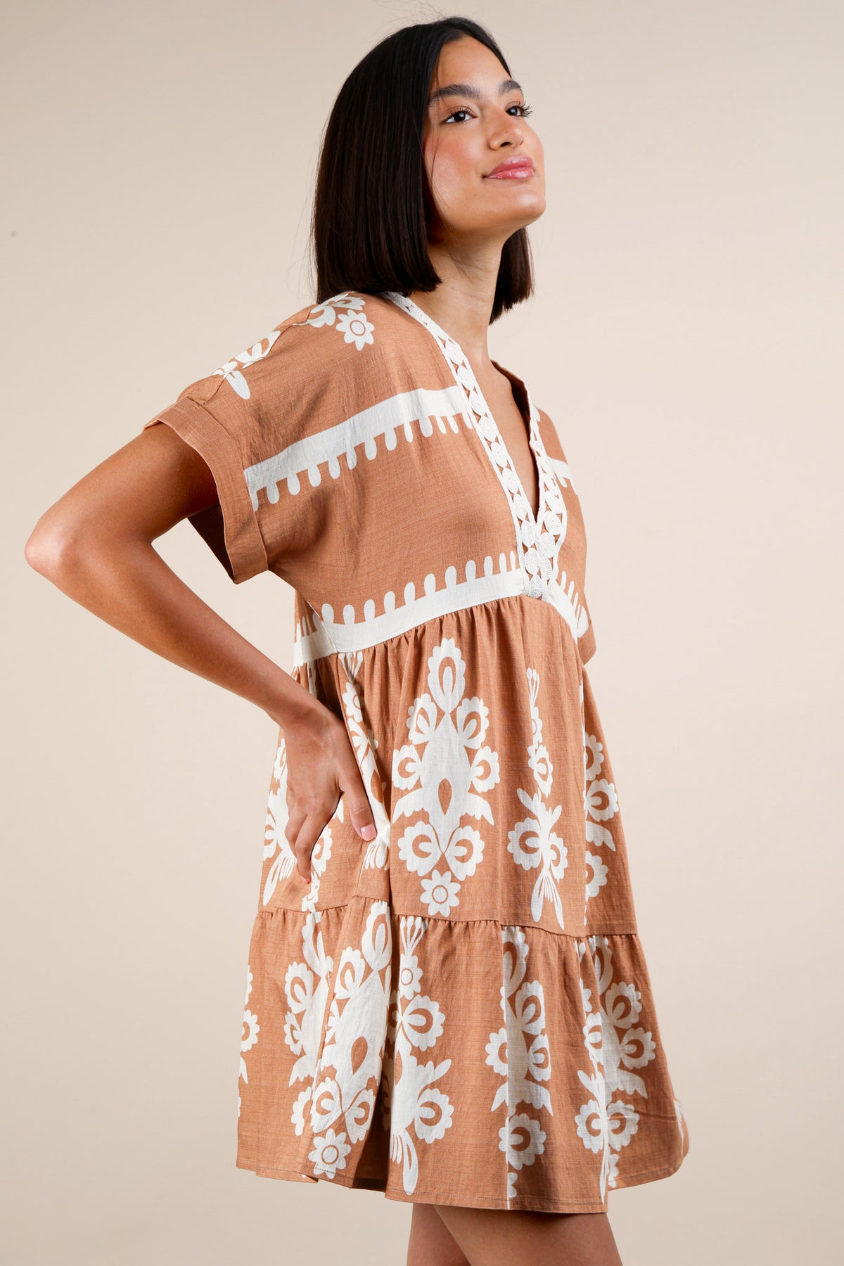 Amber Glow Dress - Taupe