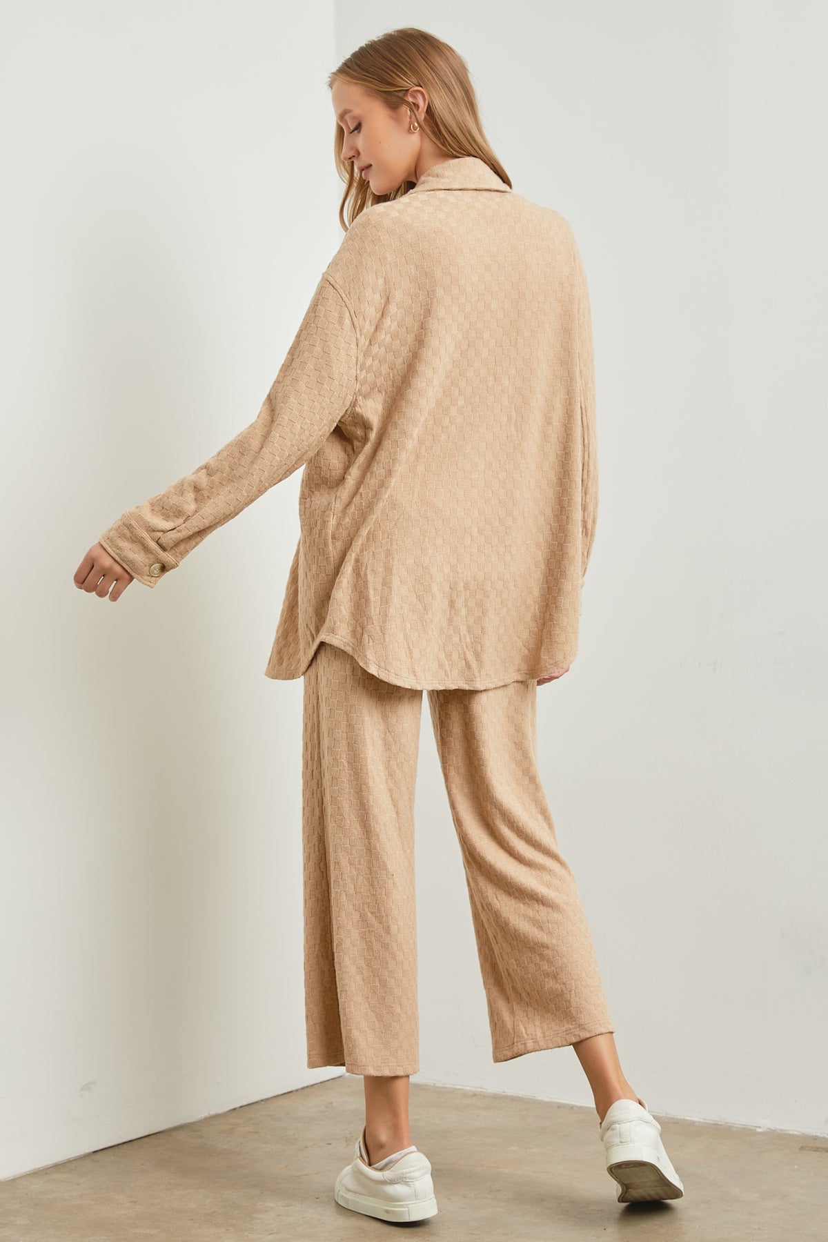Cozy Habits Shacket - Taupe