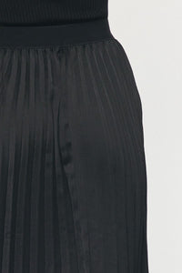 Ultimate Luxury Skirt - Black