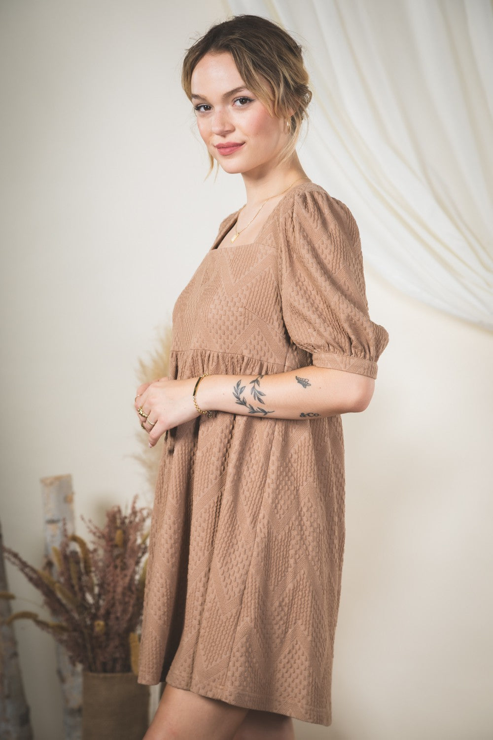 Hold All The Aces Dress - Mocha