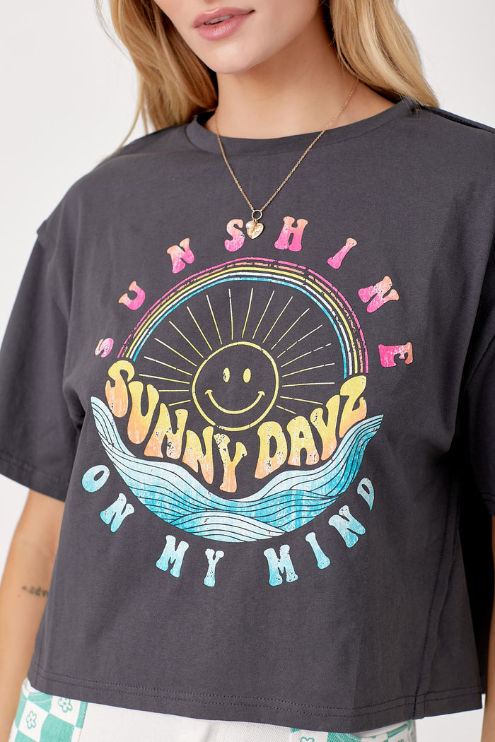 Sunny Dayz Graphic Tee