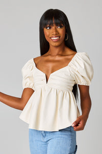 Blowing Kisses Top - White