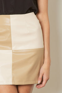 Off The Record Skirt - Tan/Ivory
