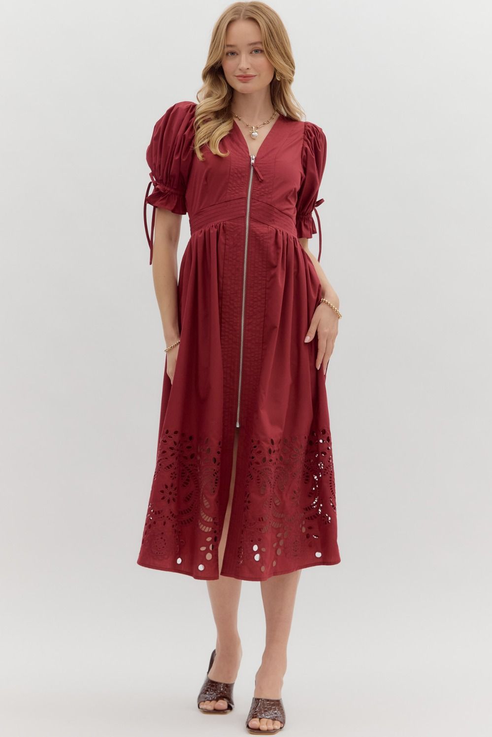 Candlelit Ambiance Dress - Garnet