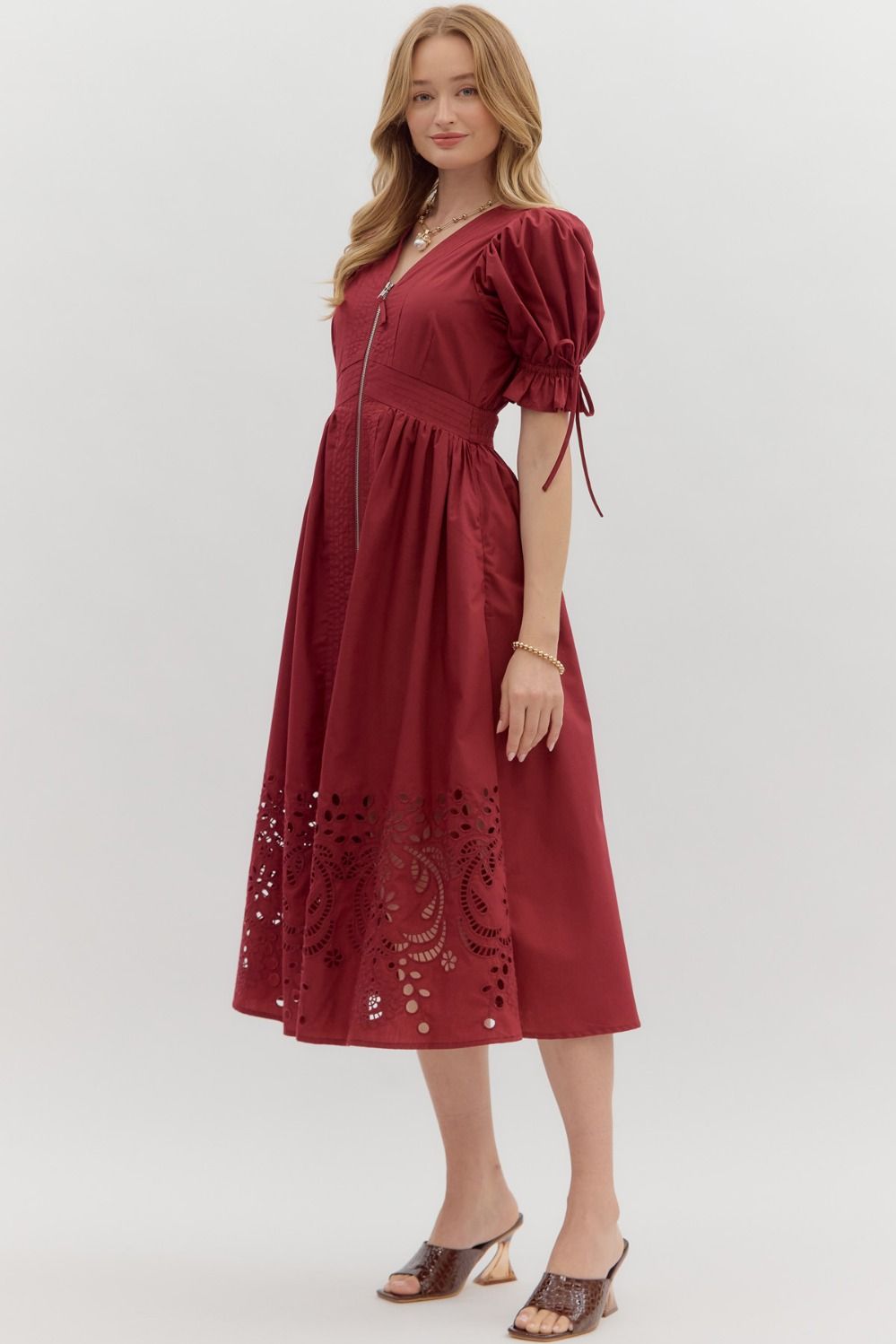Candlelit Ambiance Dress - Garnet
