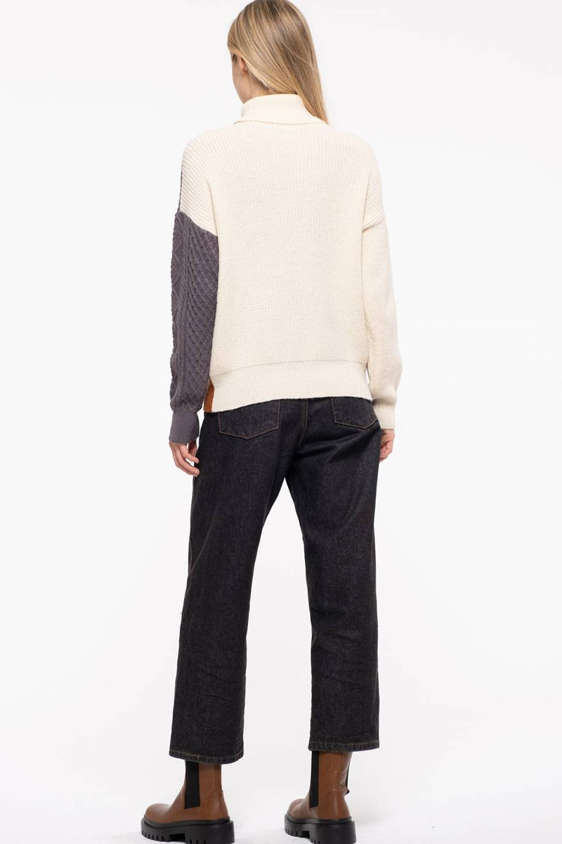 Latest Scoop Sweater - Grey