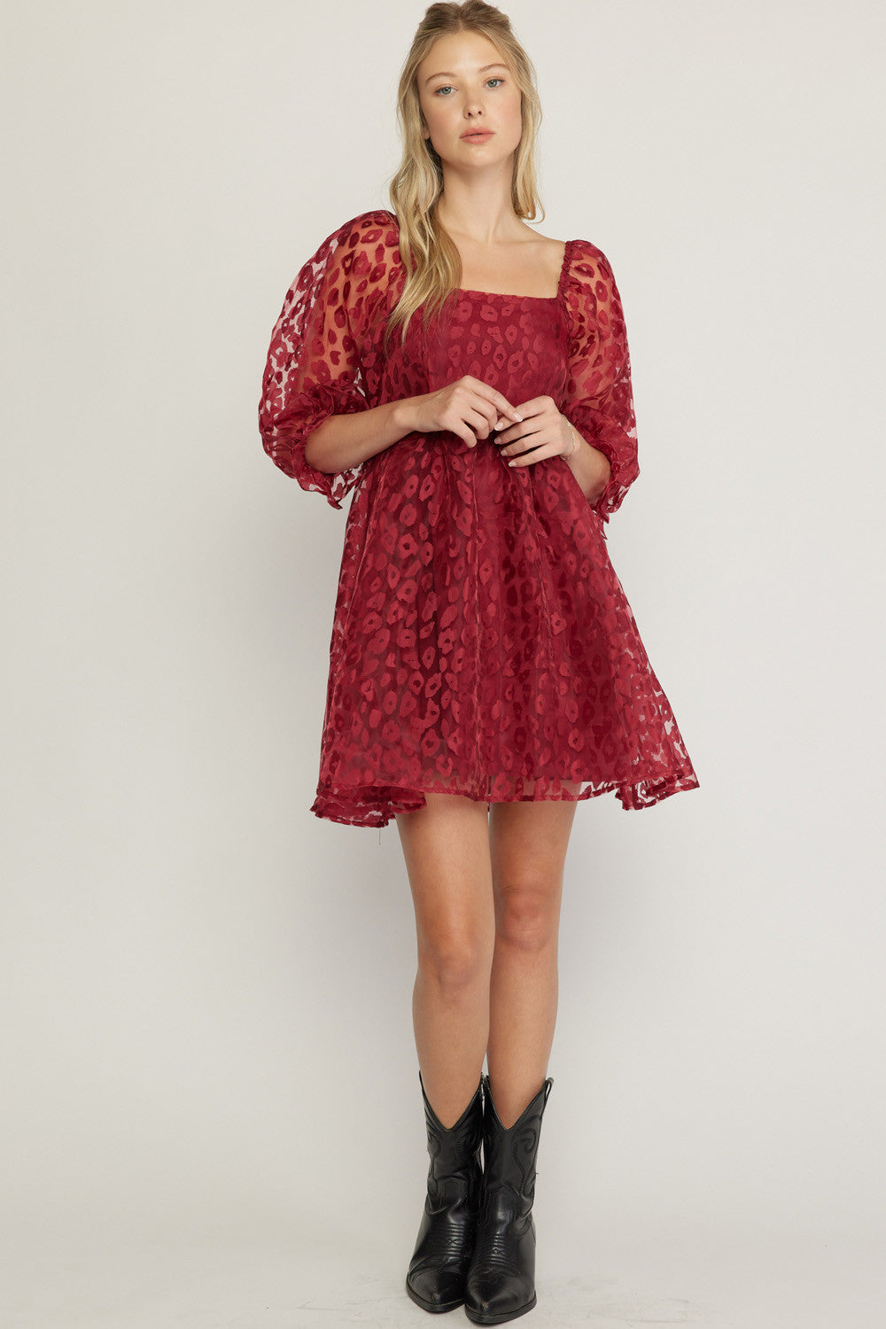 Seal With A Kiss Dress - Burgundy