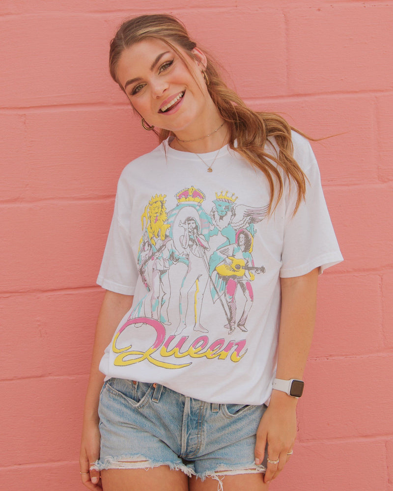 Queen On Stage Puff Tee
